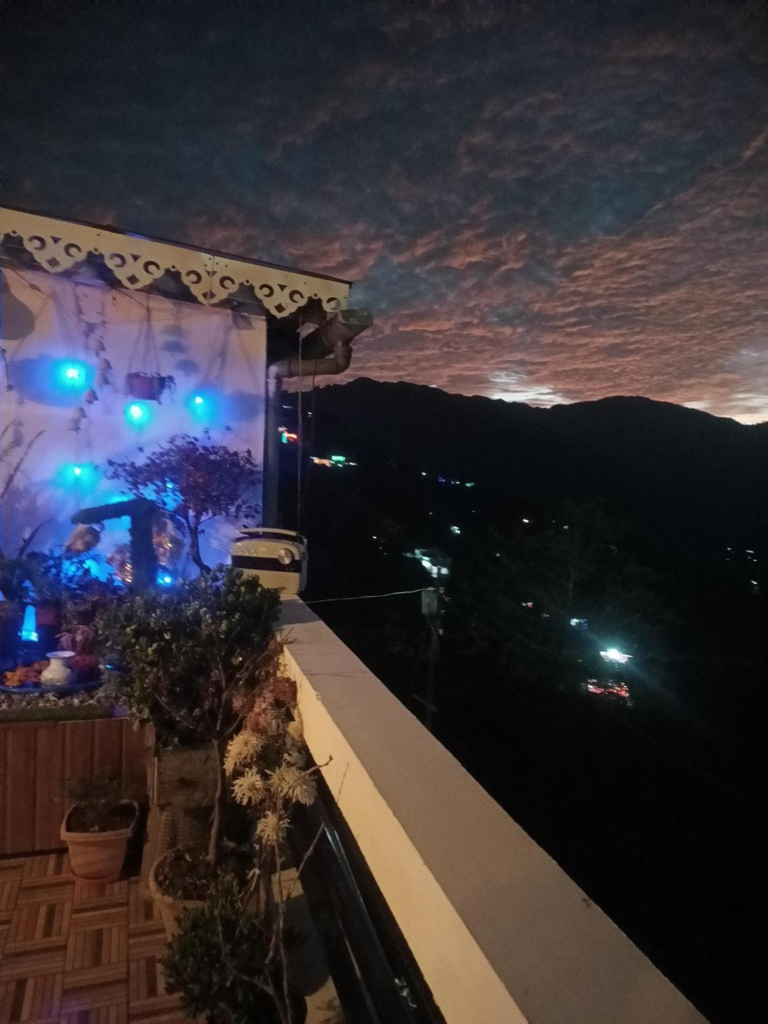The Sunset Nest Offbeat Homestay 다르질링 외부 사진