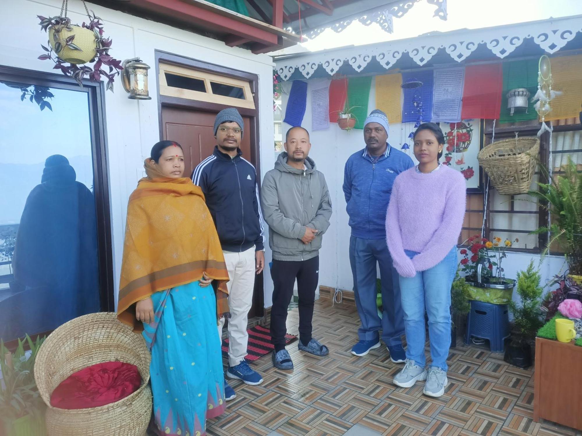 The Sunset Nest Offbeat Homestay 다르질링 외부 사진