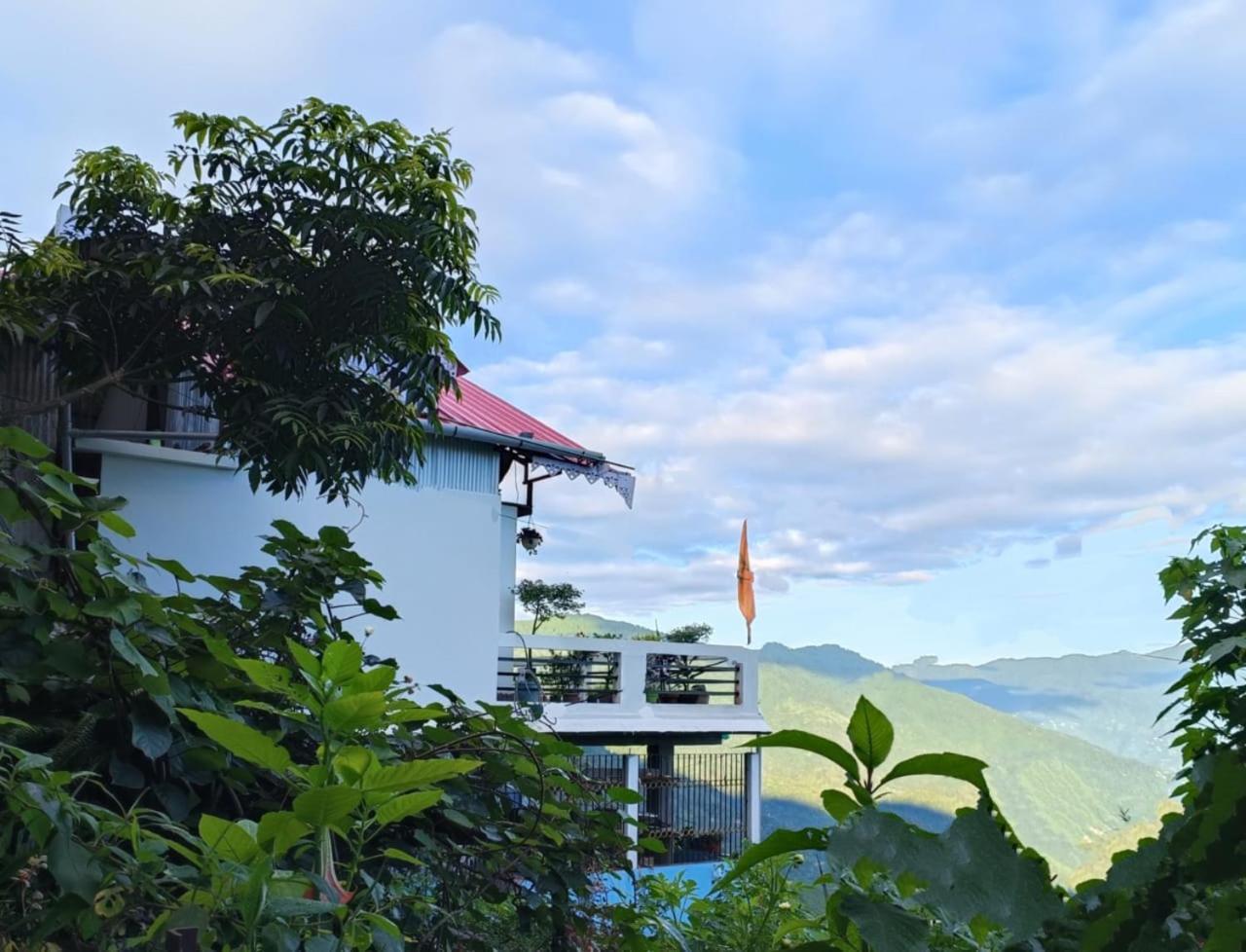 The Sunset Nest Offbeat Homestay 다르질링 외부 사진